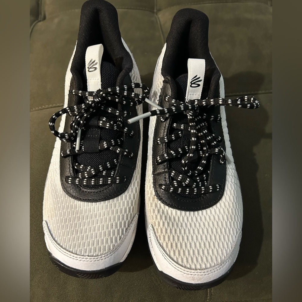 Black and White UA Curry Sneakers with Patterned Laces. Boys 6Y